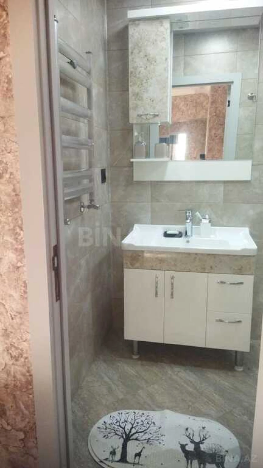 Satılır 3 otaqlı mənzil 110 m²