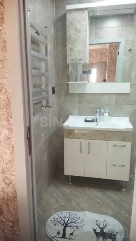 Satılır 3 otaqlı mənzil 110 m²
