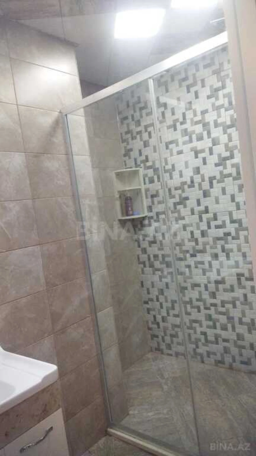 Satılır 3 otaqlı mənzil 110 m²