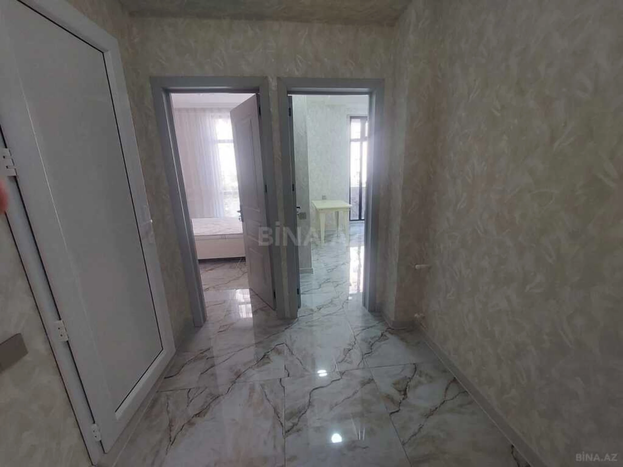 Kirayə verilir 2 otaqlı mənzil 45 m²