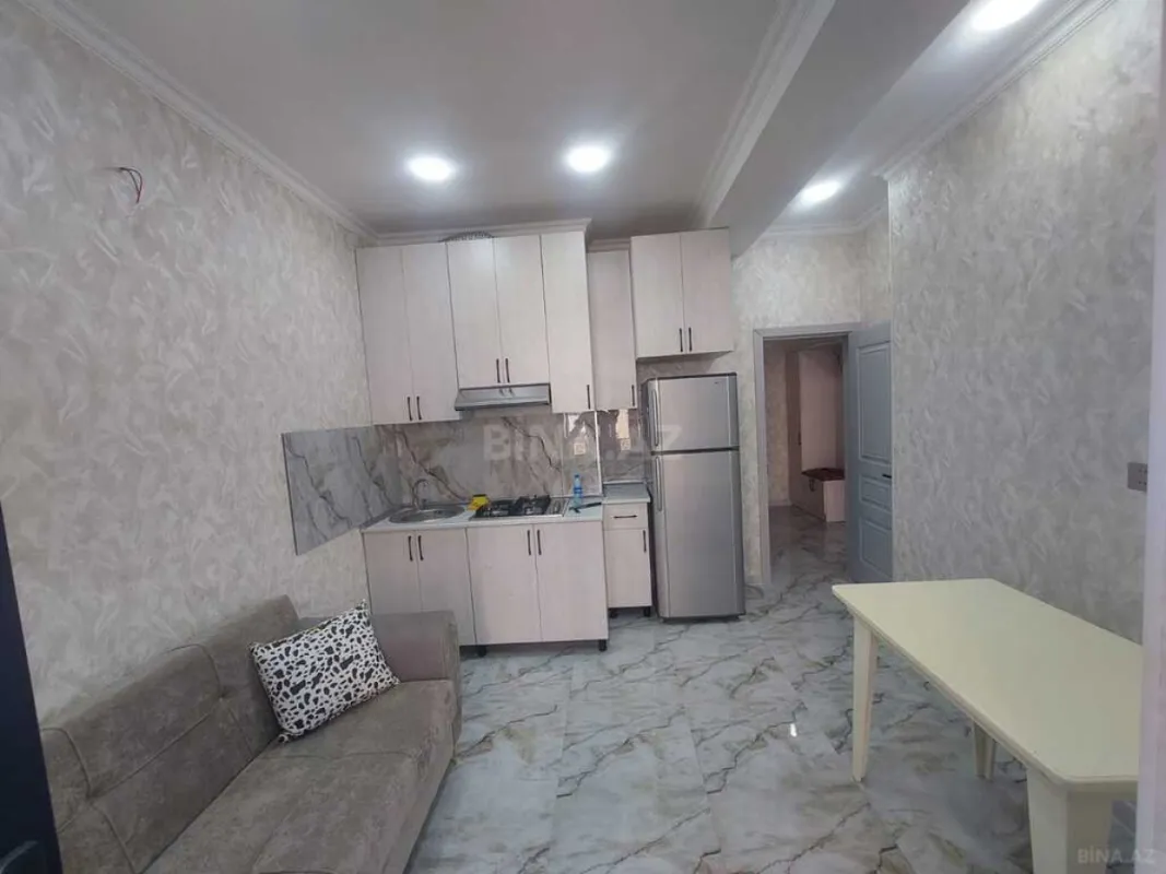 Kirayə verilir 2 otaqlı mənzil 45 m²