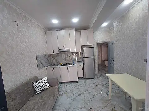 Kirayə verilir 2 otaqlı mənzil 45 m²
