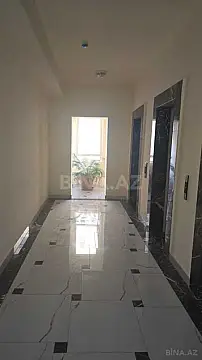 Satılır 4 otaqlı mənzil 193 m²