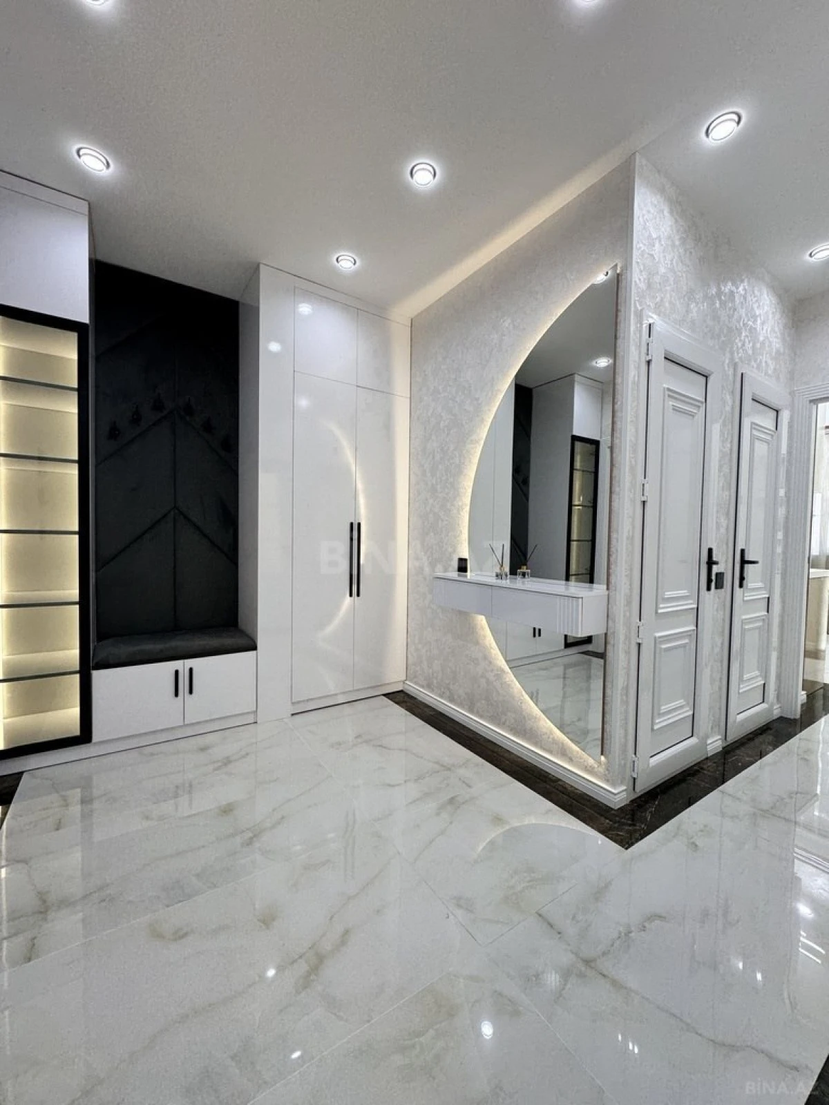 Satılır 2 otaqlı mənzil 60 m²