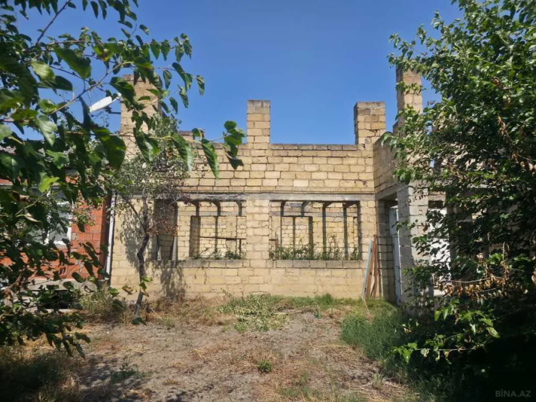 Satılır 4 otaqlı həyət evi 100 m²