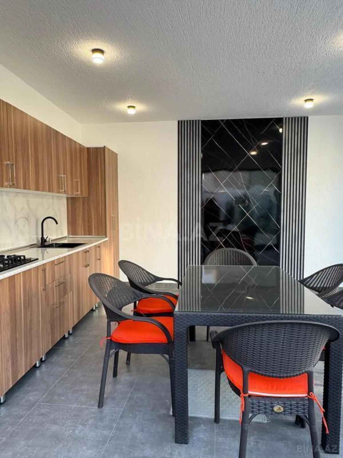 Satılır 4 otaqlı həyət evi 150 m²