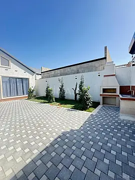 Satılır 4 otaqlı həyət evi 150 m²