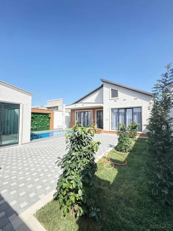 Satılır 4 otaqlı həyət evi 150 m²