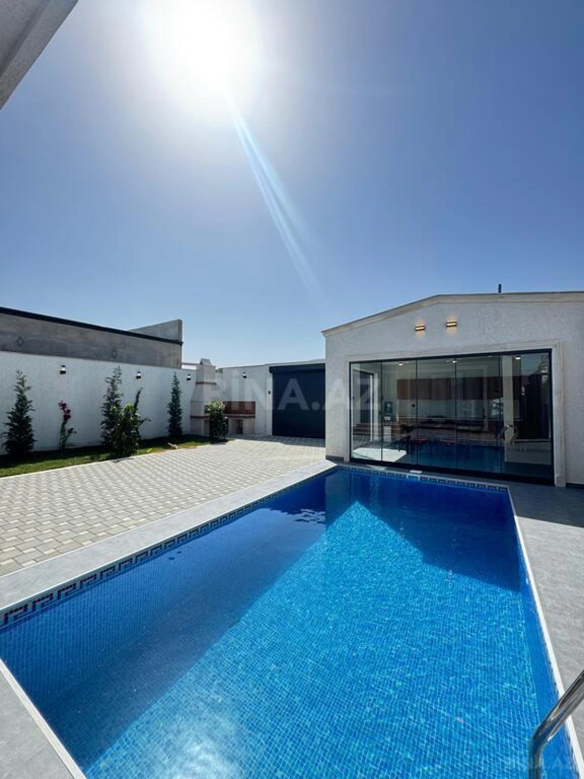 Satılır 4 otaqlı həyət evi 150 m²