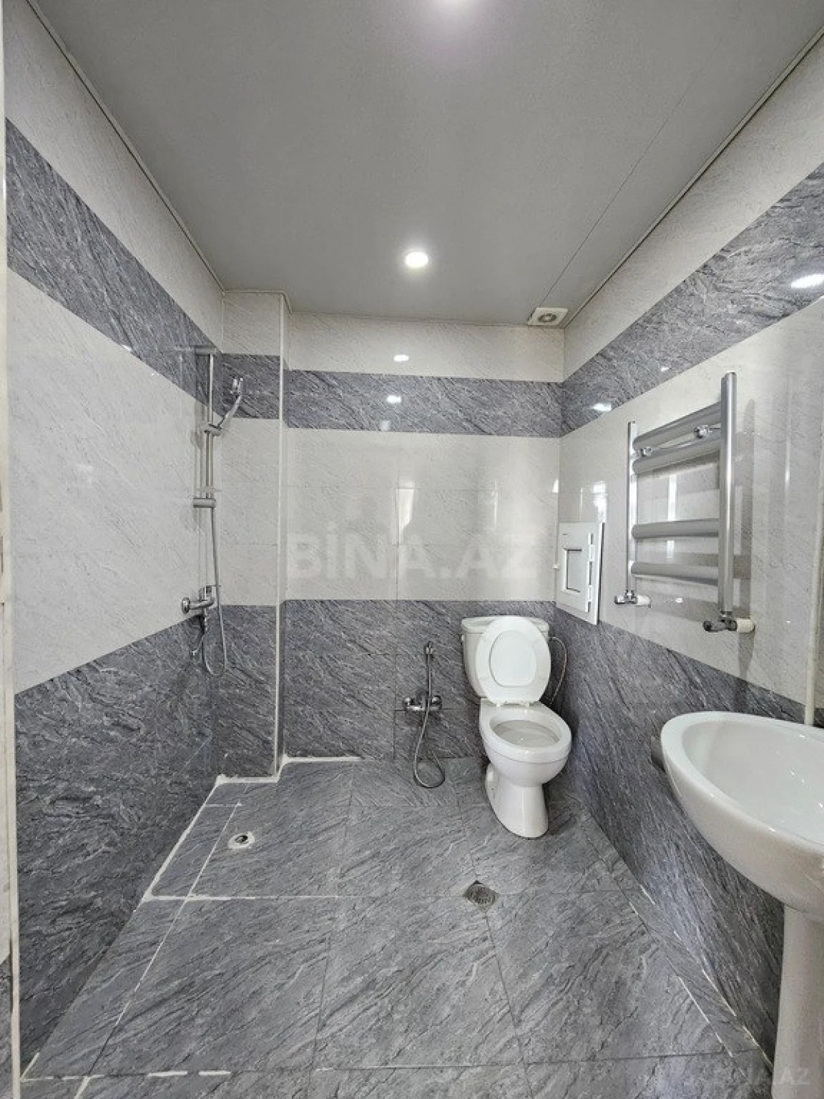 Satılır 3 otaqlı mənzil 80 m²