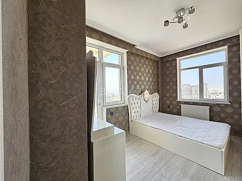 Satılır 3 otaqlı mənzil 80 m²