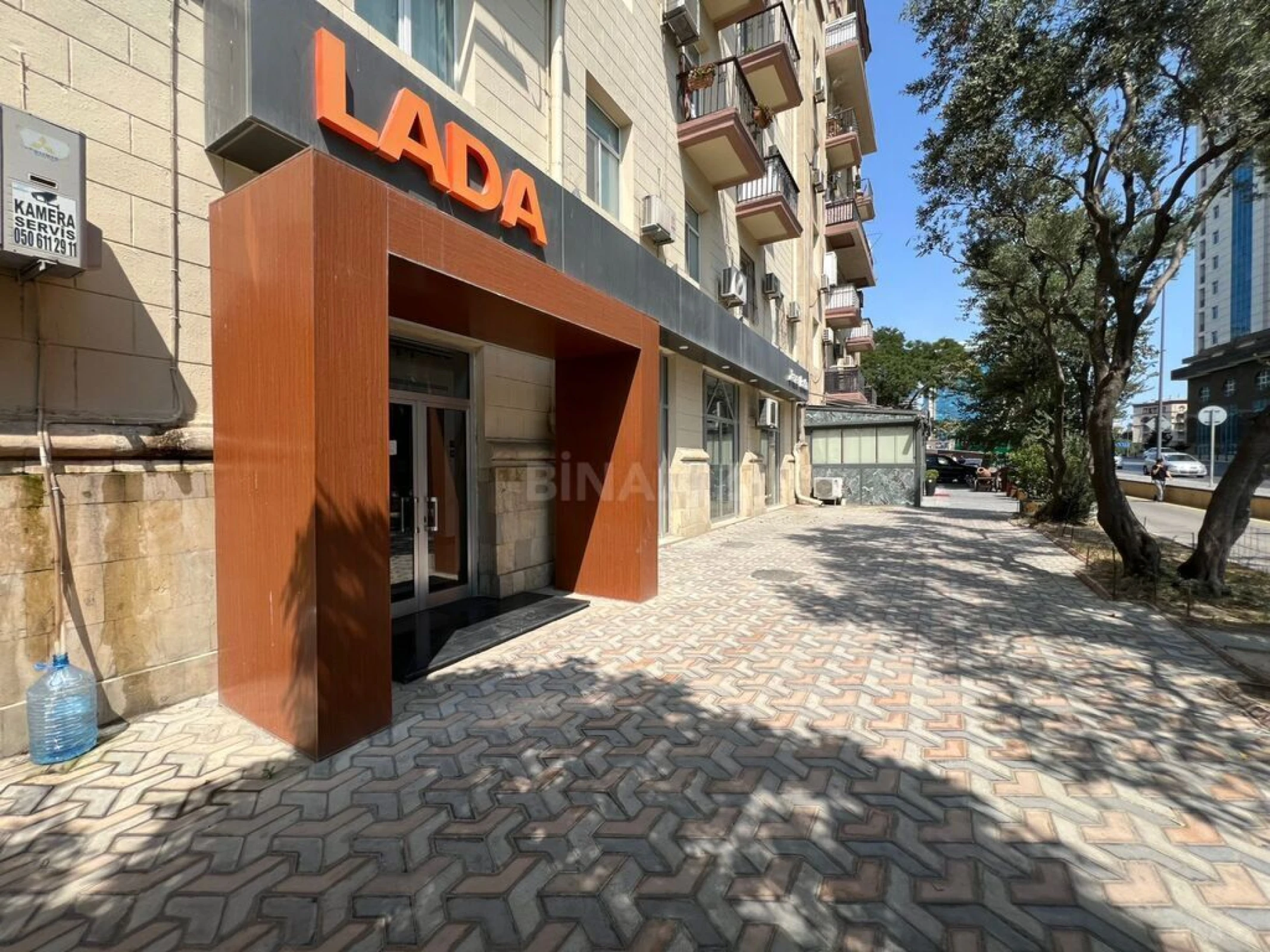 Kirayə verilir obyekt 300 m²