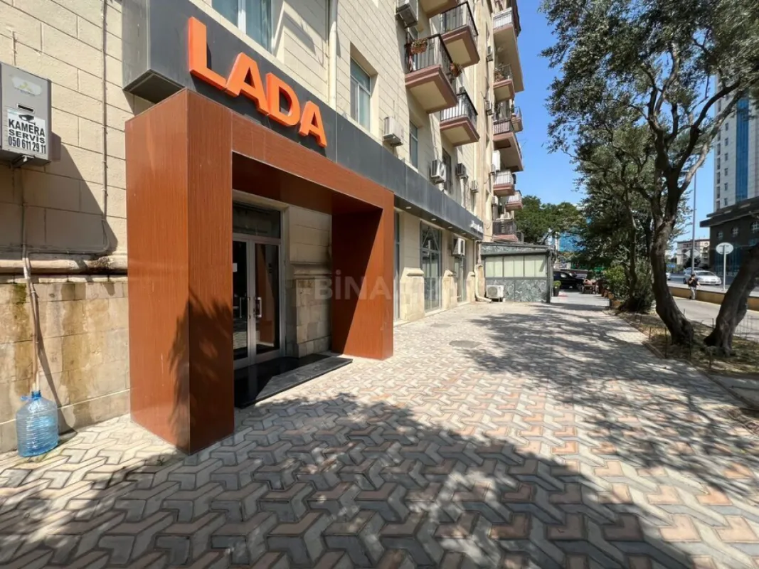 Kirayə verilir obyekt 300 m²