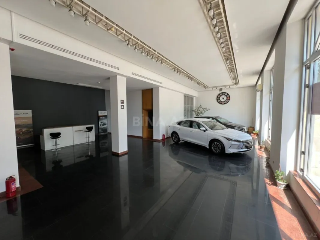 Kirayə verilir obyekt 300 m²