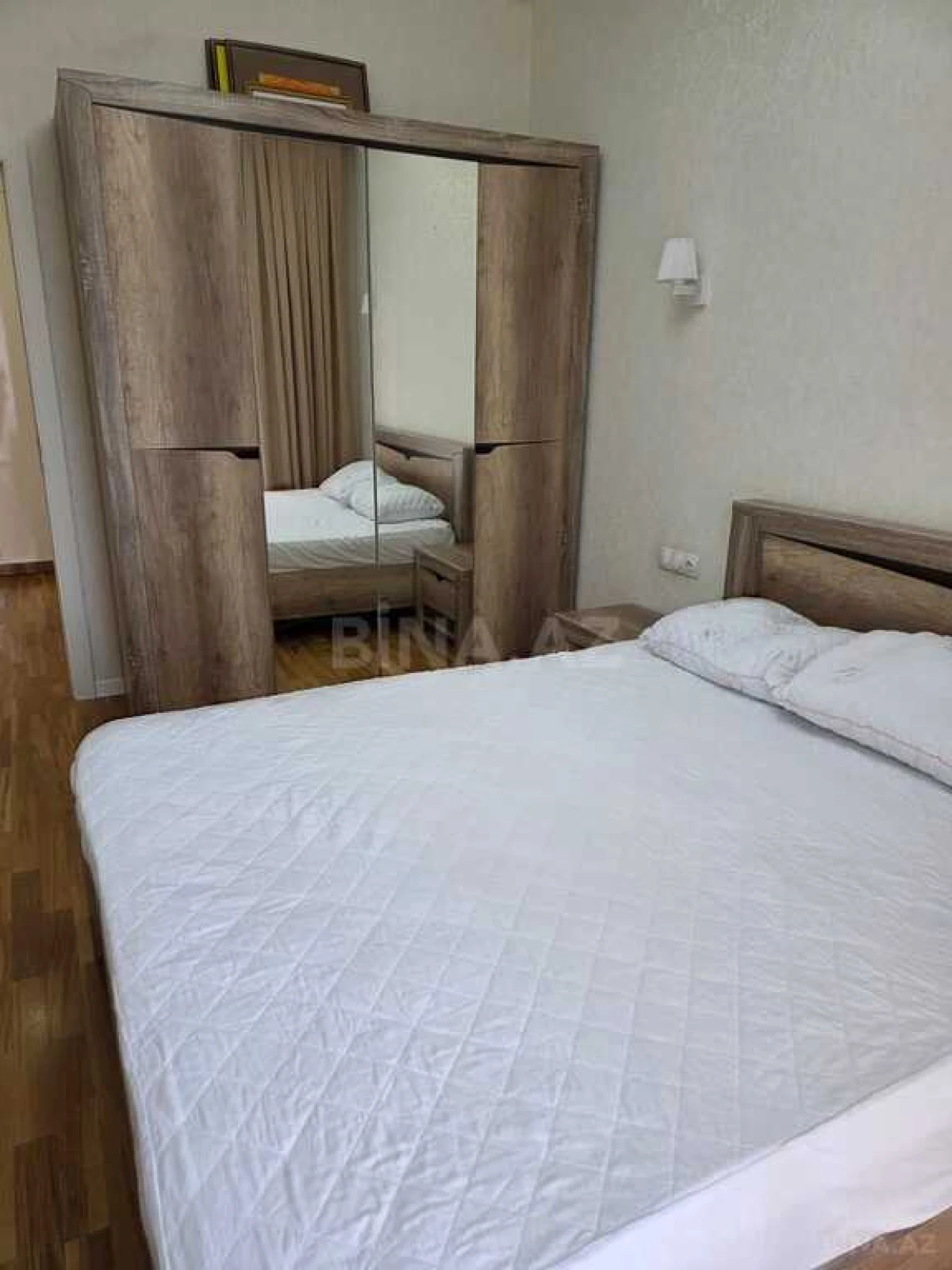 Kirayə verilir 2 otaqlı mənzil 66 m²