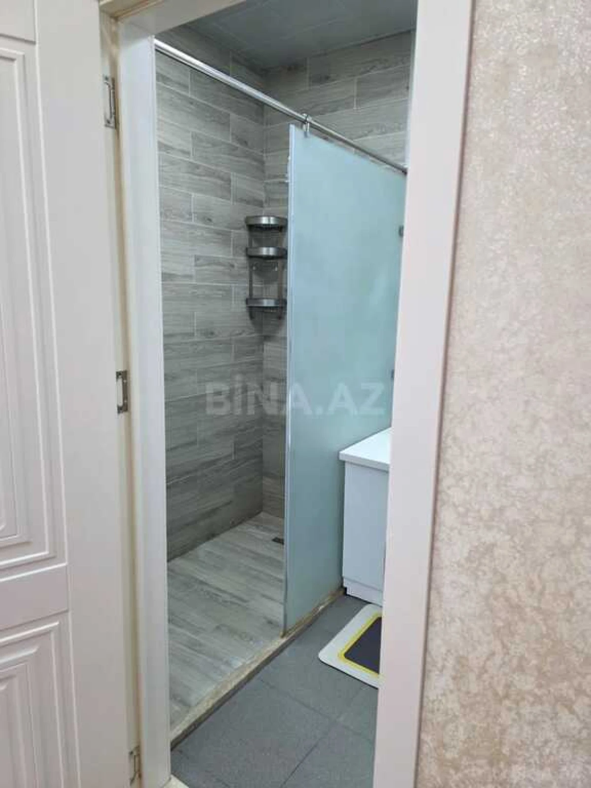Kirayə verilir 2 otaqlı mənzil 66 m²