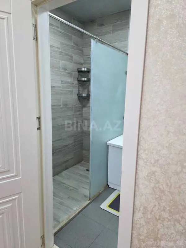 Kirayə verilir 2 otaqlı mənzil 66 m²