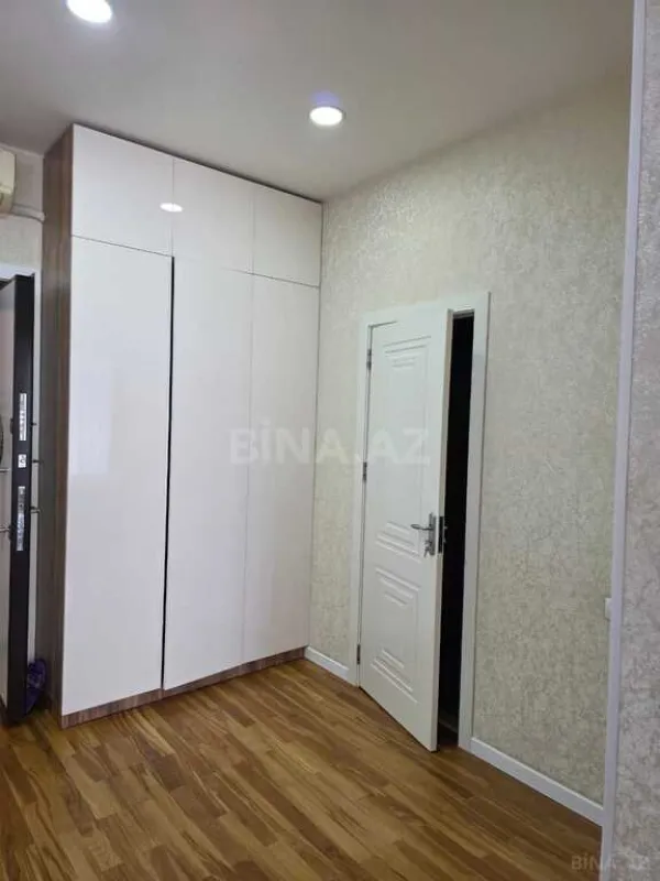 Kirayə verilir 2 otaqlı mənzil 66 m²