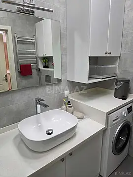 Kirayə verilir 2 otaqlı mənzil 66 m²