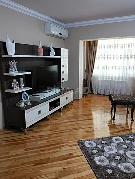 Satılır 5 otaqlı mənzil 125 m²