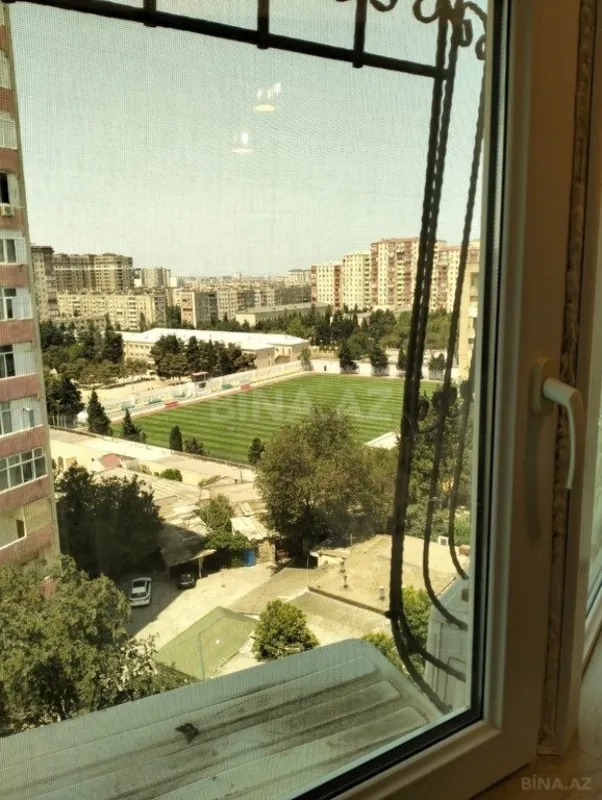 Satılır 5 otaqlı mənzil 125 m²