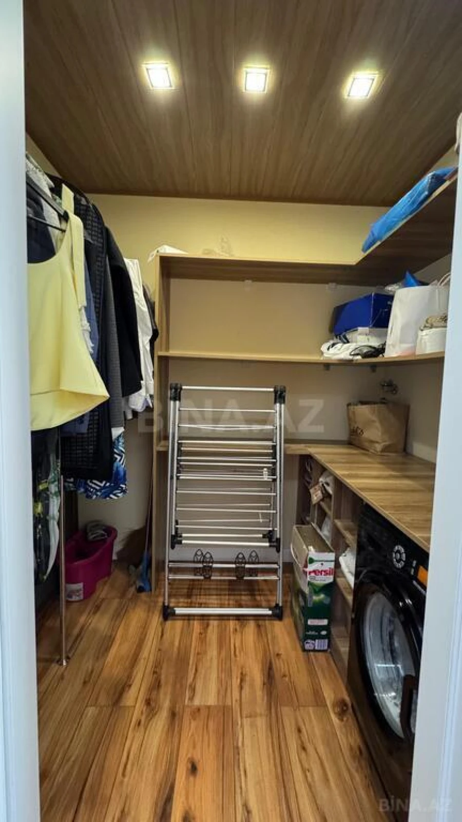 Satılır 6 otaqlı həyət evi 400 m²