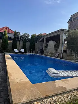 Satılır 6 otaqlı həyət evi 400 m²