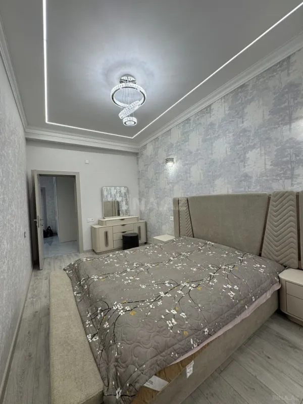 Kirayə verilir 2 otaqlı mənzil 65 m²