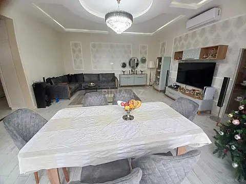 Satılır 4 otaqlı həyət evi 200 m²