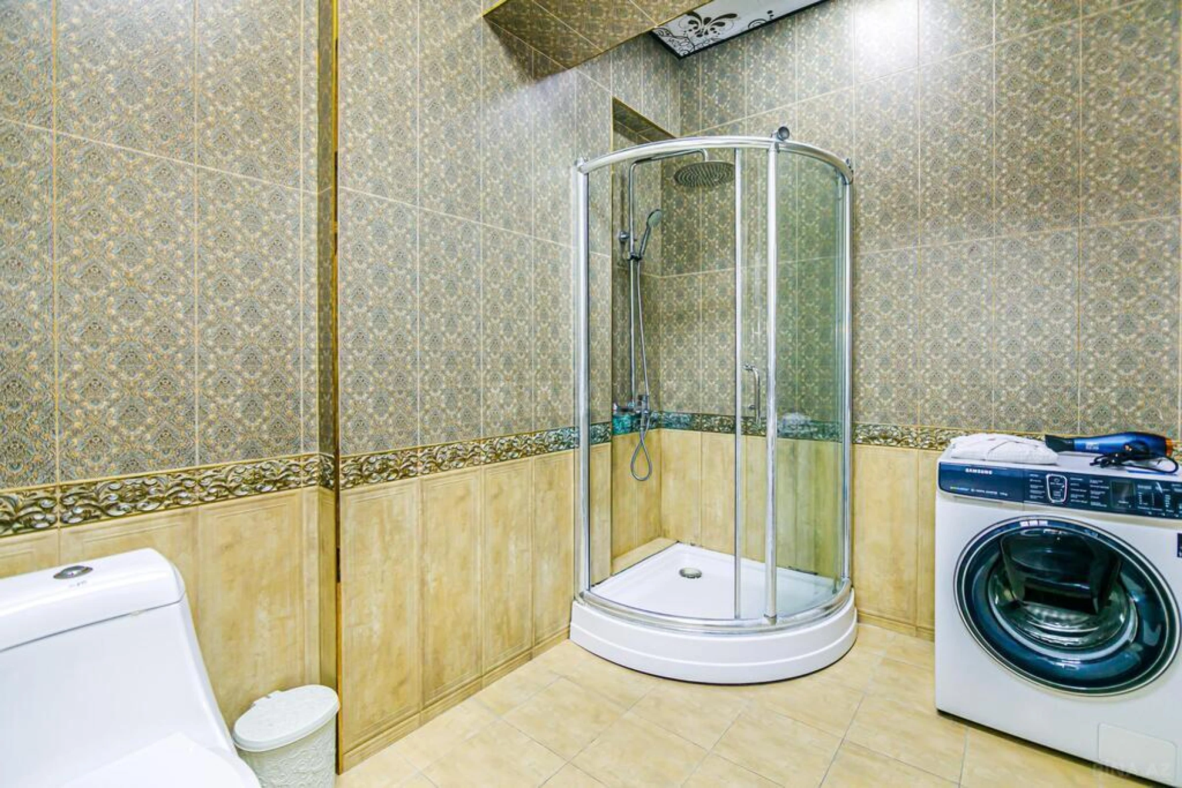 Kirayə verilir 3 otaqlı mənzil 145 m²