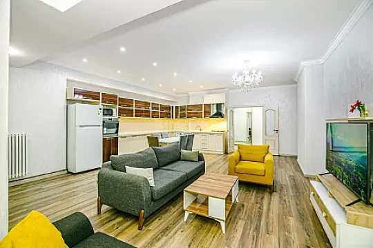 Kirayə verilir 3 otaqlı mənzil 145 m²