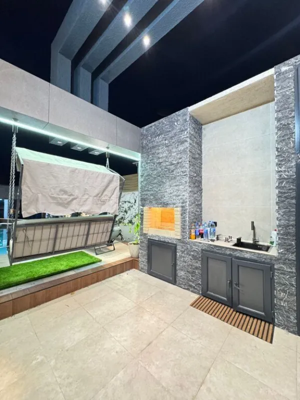 Satılır 4 otaqlı həyət evi 230 m²