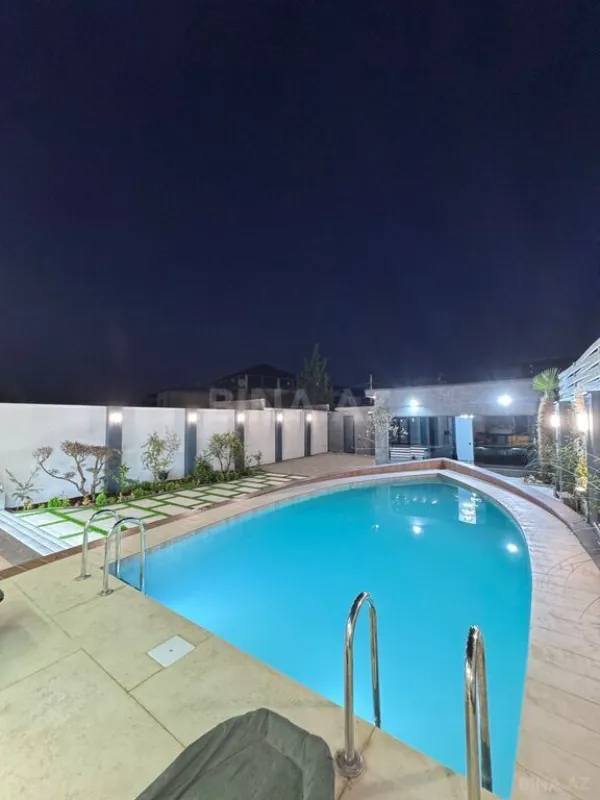 Satılır 4 otaqlı həyət evi 230 m²