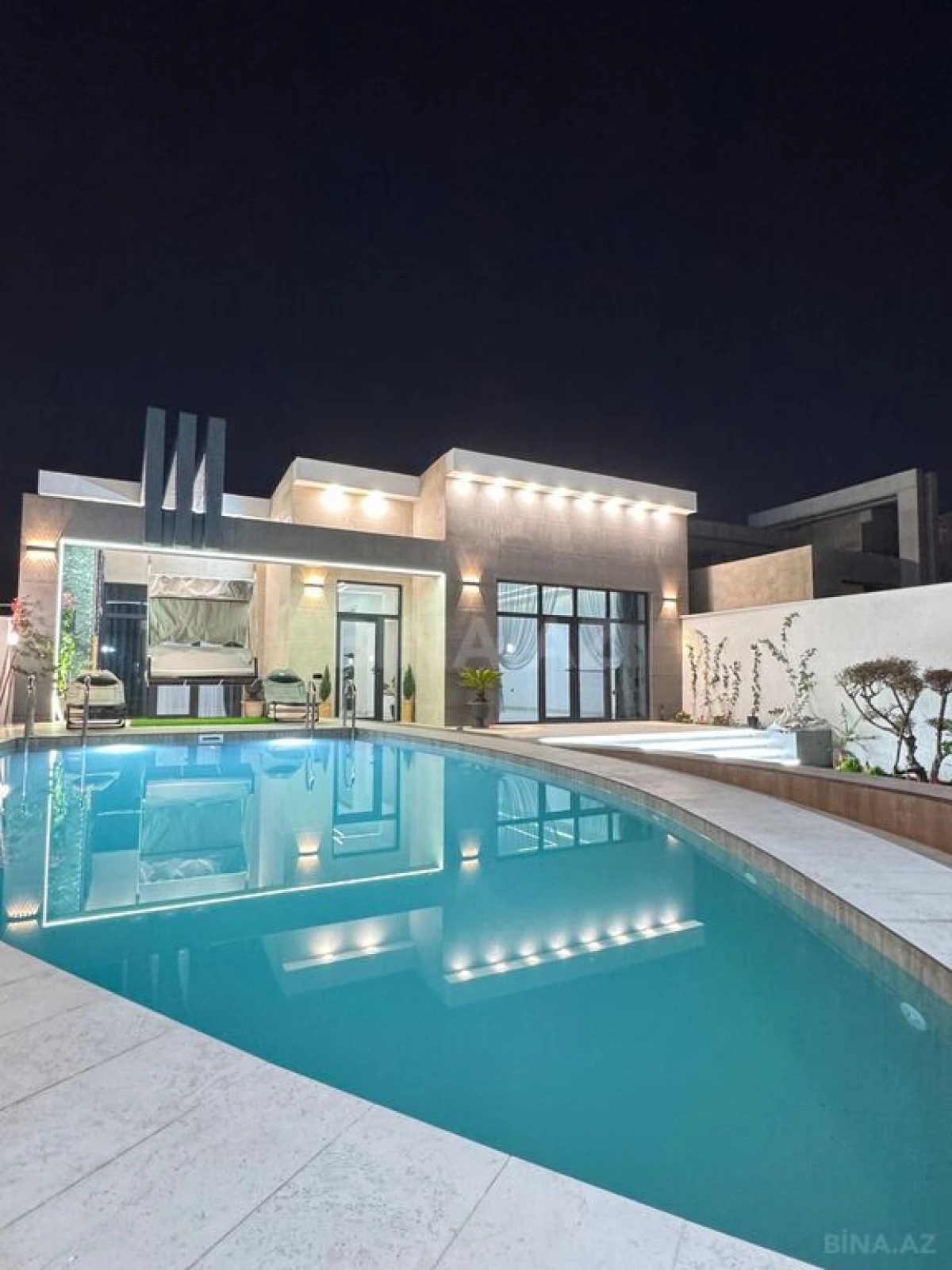 Satılır 4 otaqlı həyət evi 230 m²