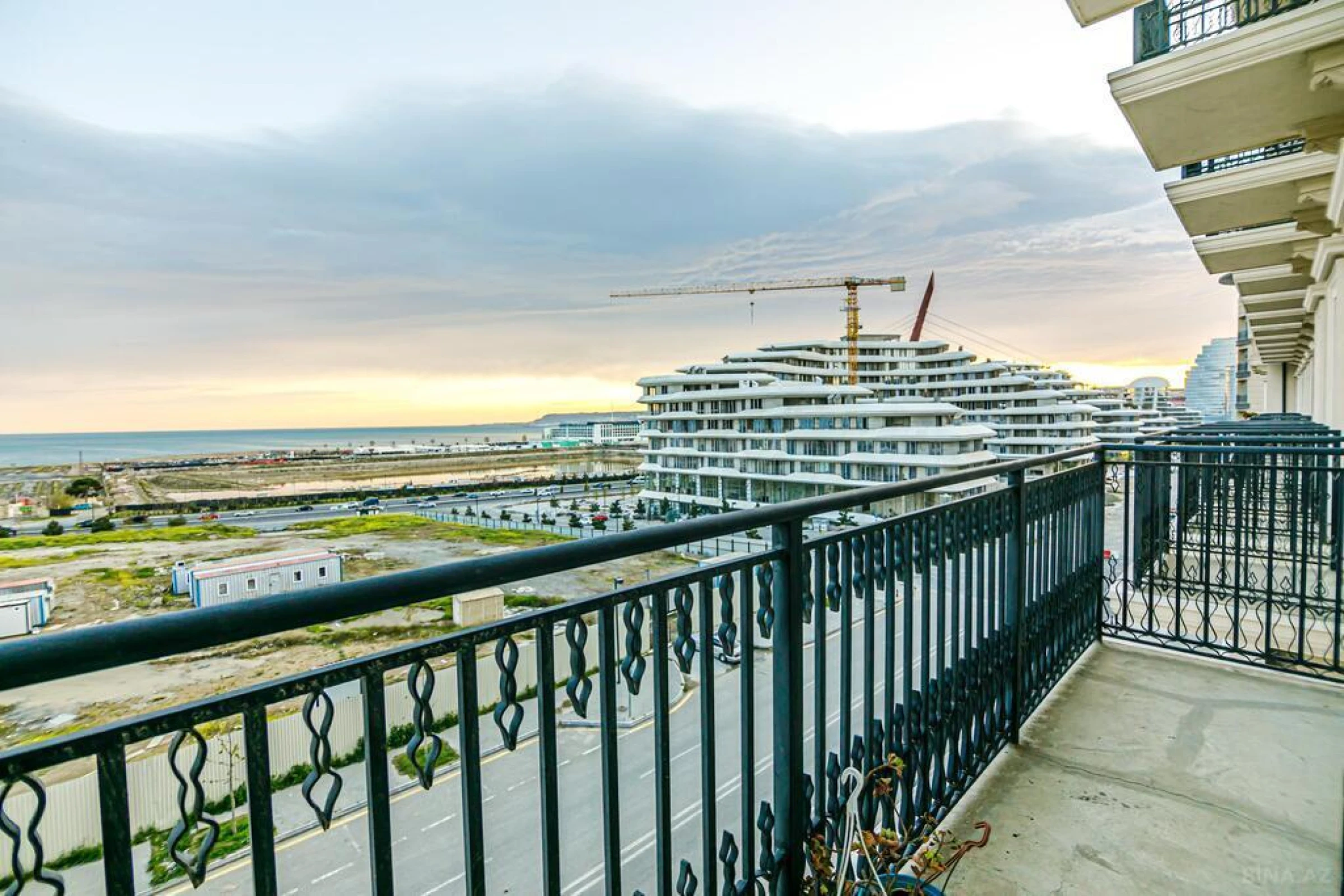 Kirayə verilir 3 otaqlı mənzil 120 m²