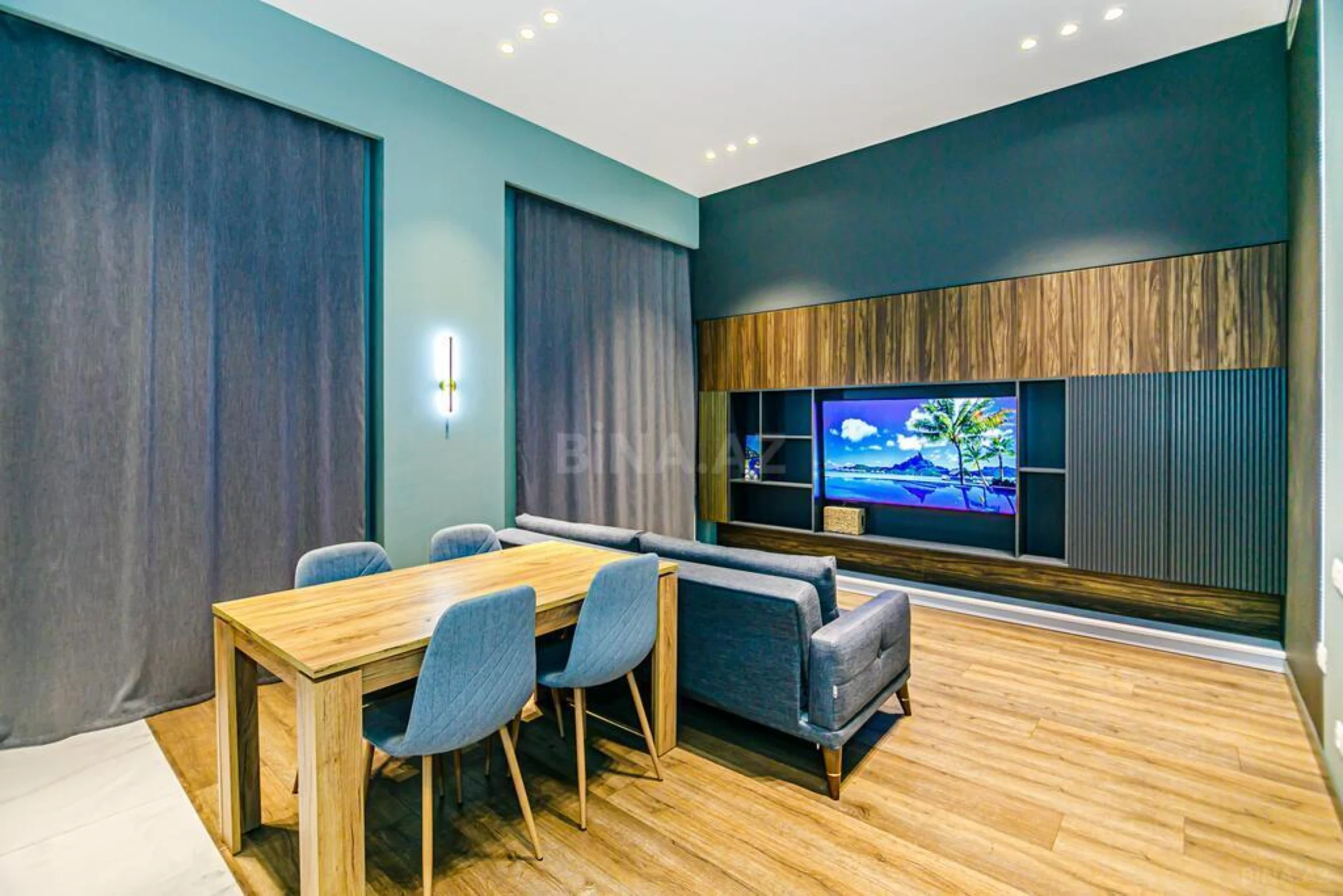 Kirayə verilir 3 otaqlı mənzil 120 m²