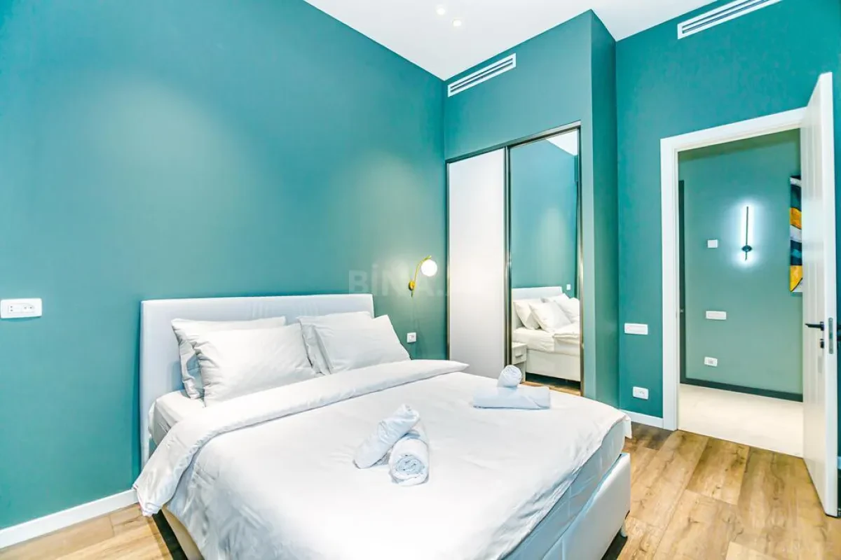 Kirayə verilir 3 otaqlı mənzil 120 m²