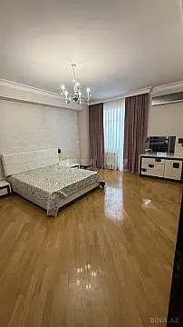 Kirayə verilir 3 otaqlı mənzil 120 m²