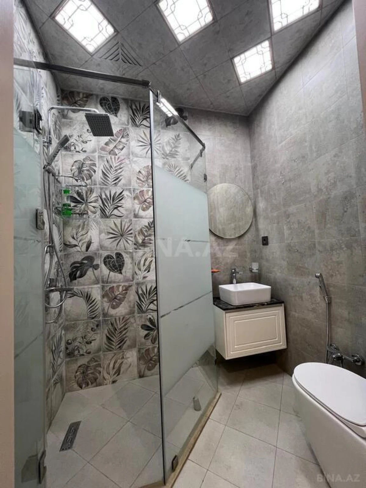 Satılır 2 otaqlı mənzil 68 m²