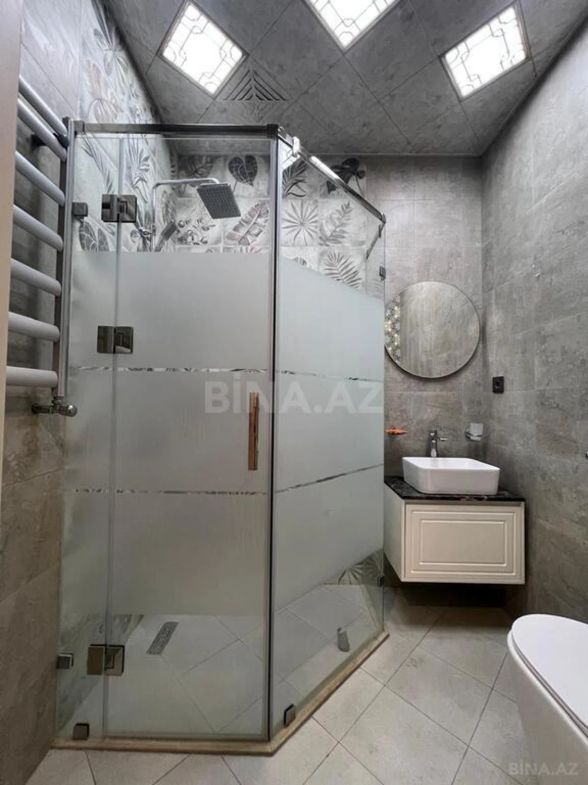 Satılır 2 otaqlı mənzil 68 m²