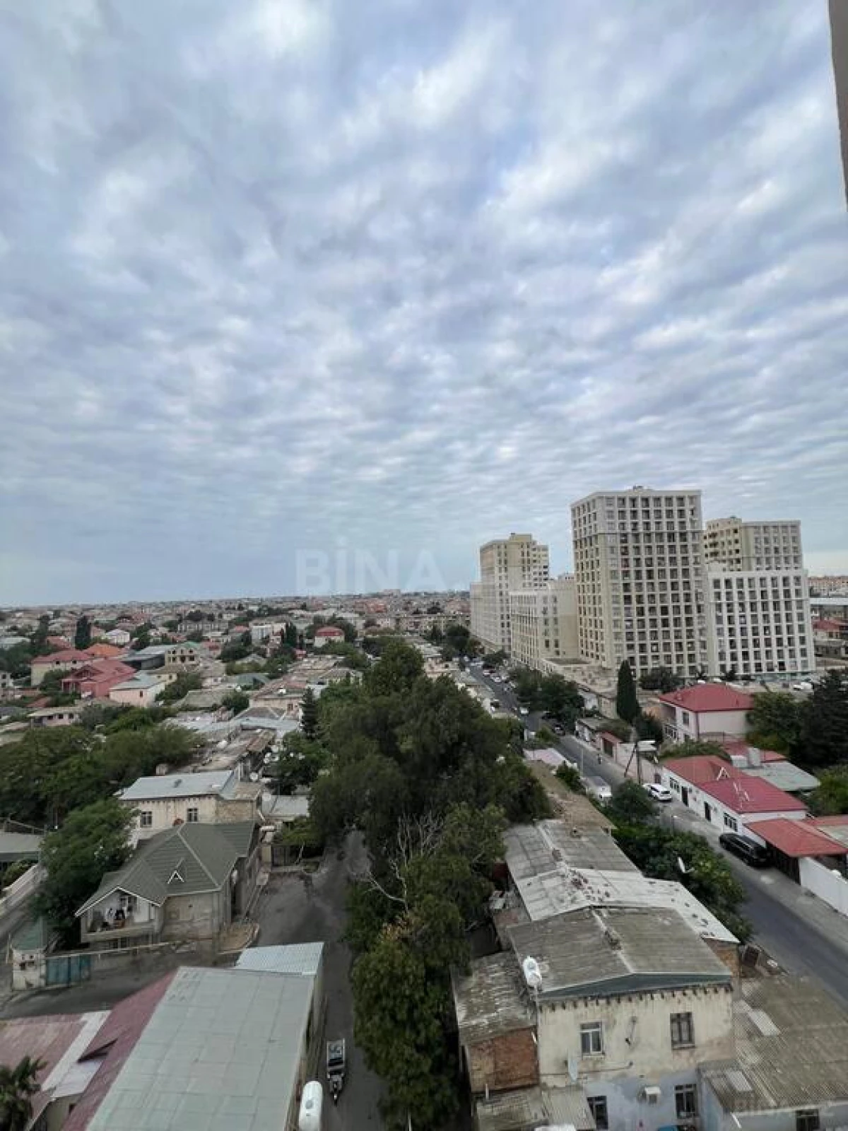 Satılır 2 otaqlı mənzil 68 m²