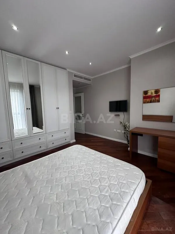 Kirayə verilir 3 otaqlı mənzil 125 m²
