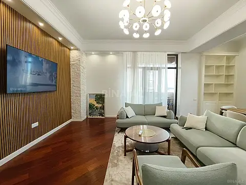 Kirayə verilir 4 otaqlı mənzil 187 m² — Bakı 4 otaq 187.00 m²