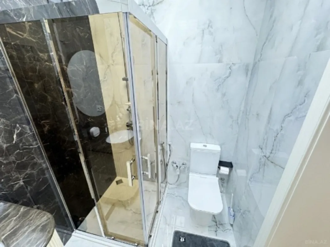 Kirayə verilir 4 otaqlı mənzil 187 m²