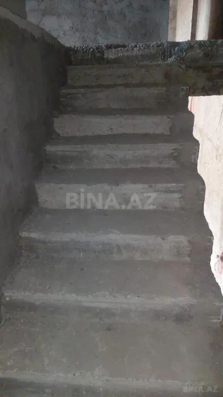 Satılır 5 otaqlı həyət evi 150 m²