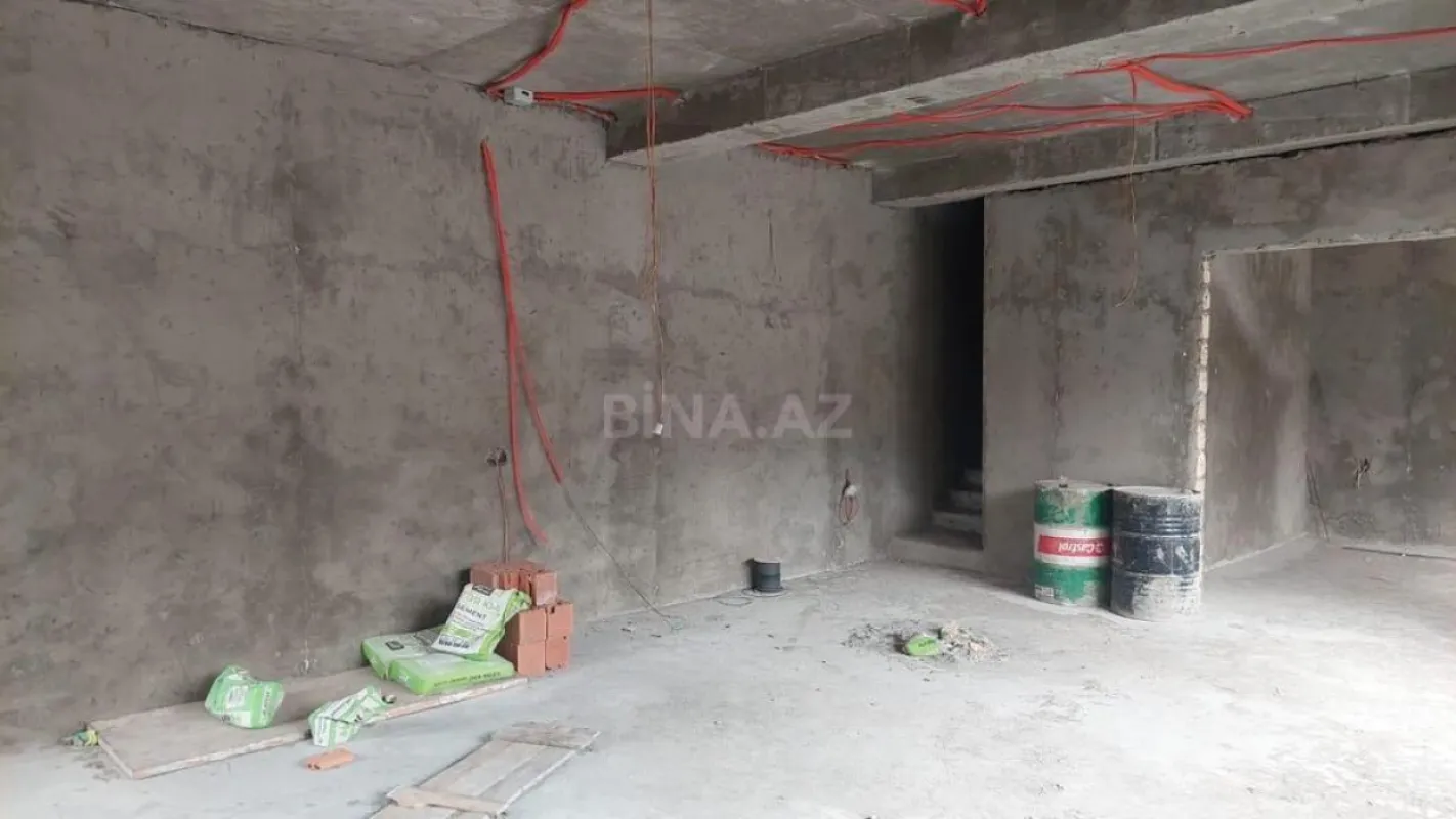 Satılır 5 otaqlı həyət evi 150 m²