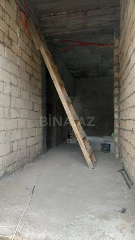 Satılır 5 otaqlı həyət evi 150 m²