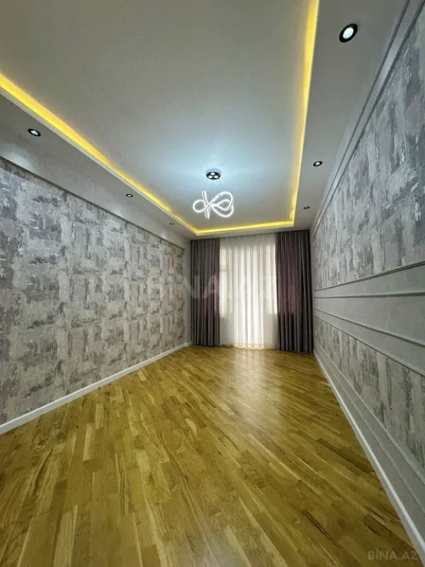 Satılır 4 otaqlı mənzil 155 m²
