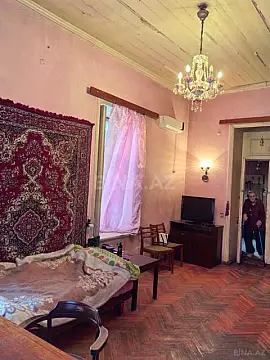 Satılır 2 otaqlı mənzil 80 m²