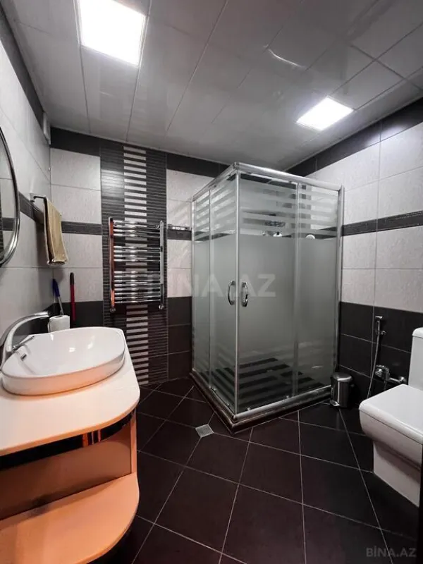 Satılır 3 otaqlı mənzil 104 m²